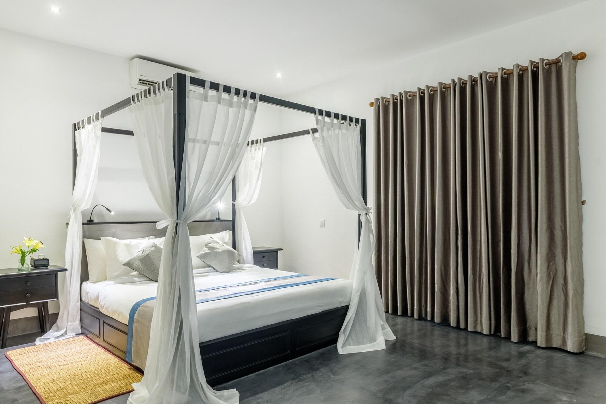 Hotel De L'Homme Phnom Penh Bagian luar foto
