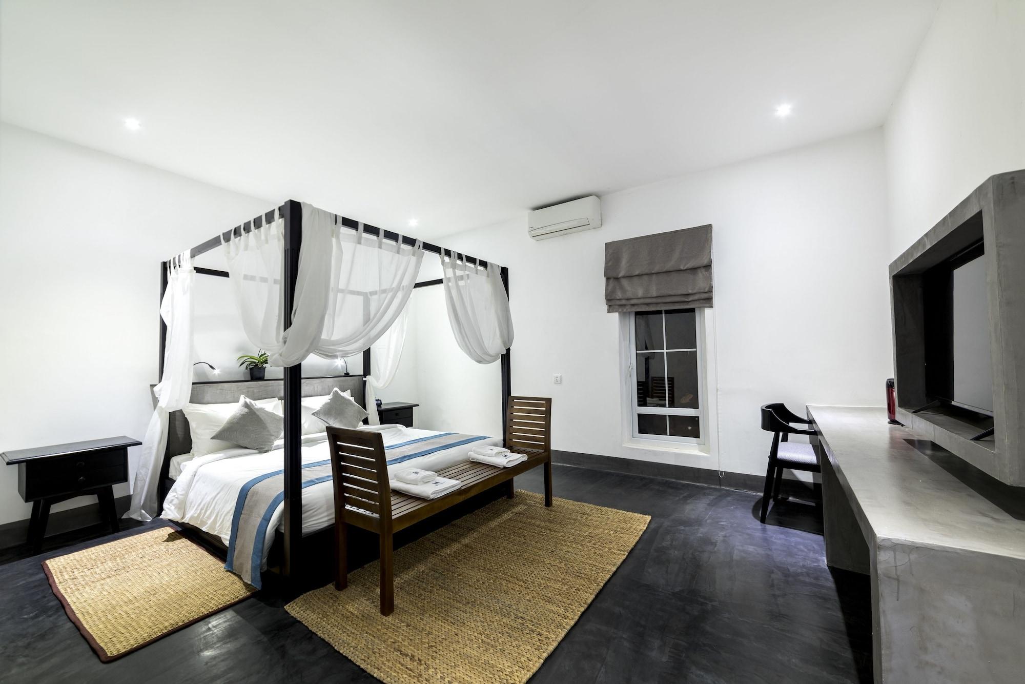 Hotel De L'Homme Phnom Penh Bagian luar foto
